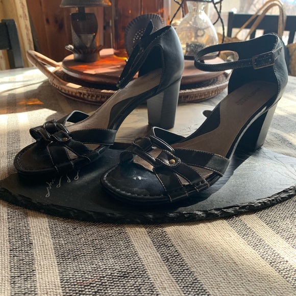 What’s What by Aerosols Strappy Sandals - Picture 2 of 12